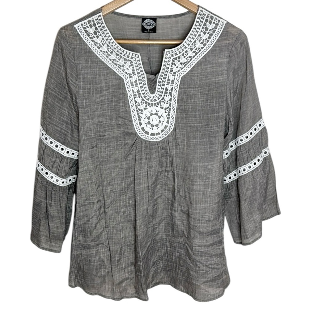 CalStyle Gray Brown White Crochet Trim Style boho popover tunic Size S